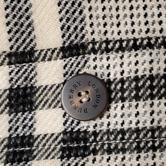 Burberry womens jacket size 4 - Picture 3 of 8